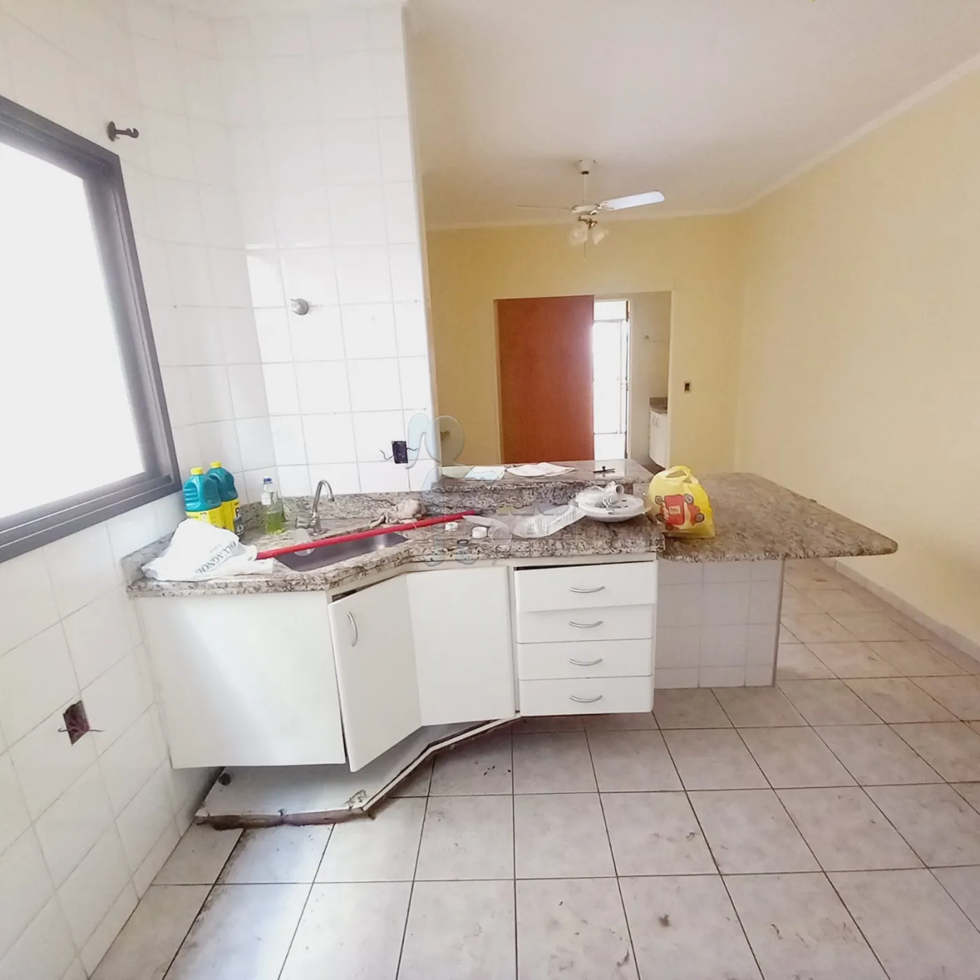 Alugar Apartamento / Padrão em Ribeirão Preto R$ 1.100,00 - Foto 16