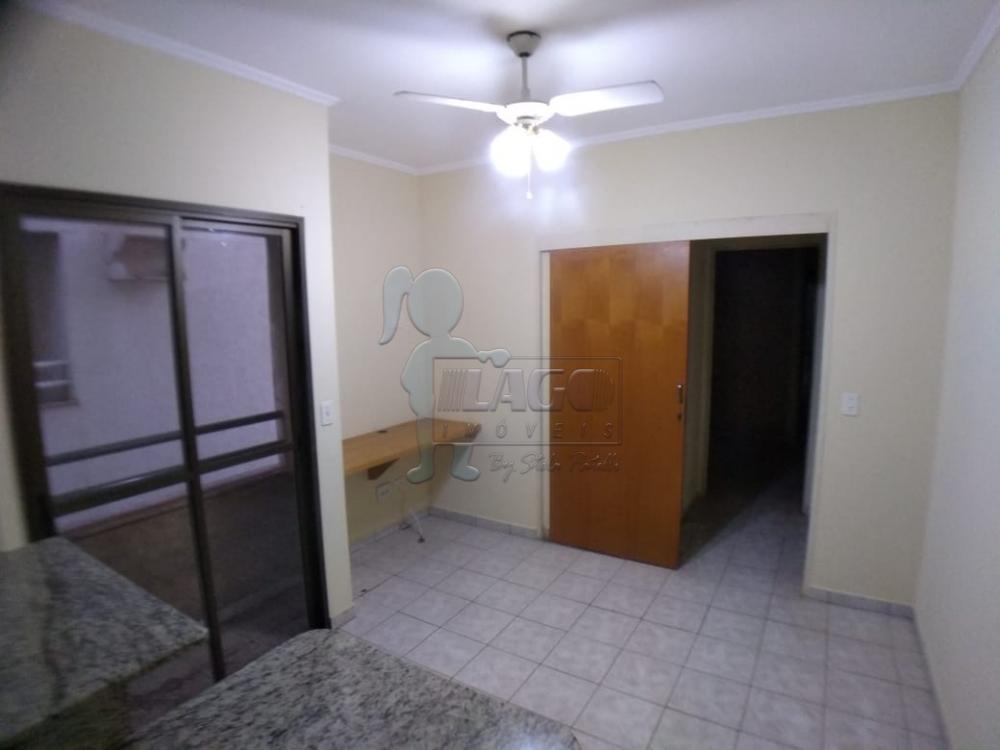 Alugar Apartamento / Padrão em Ribeirão Preto R$ 700,00 - Foto 1