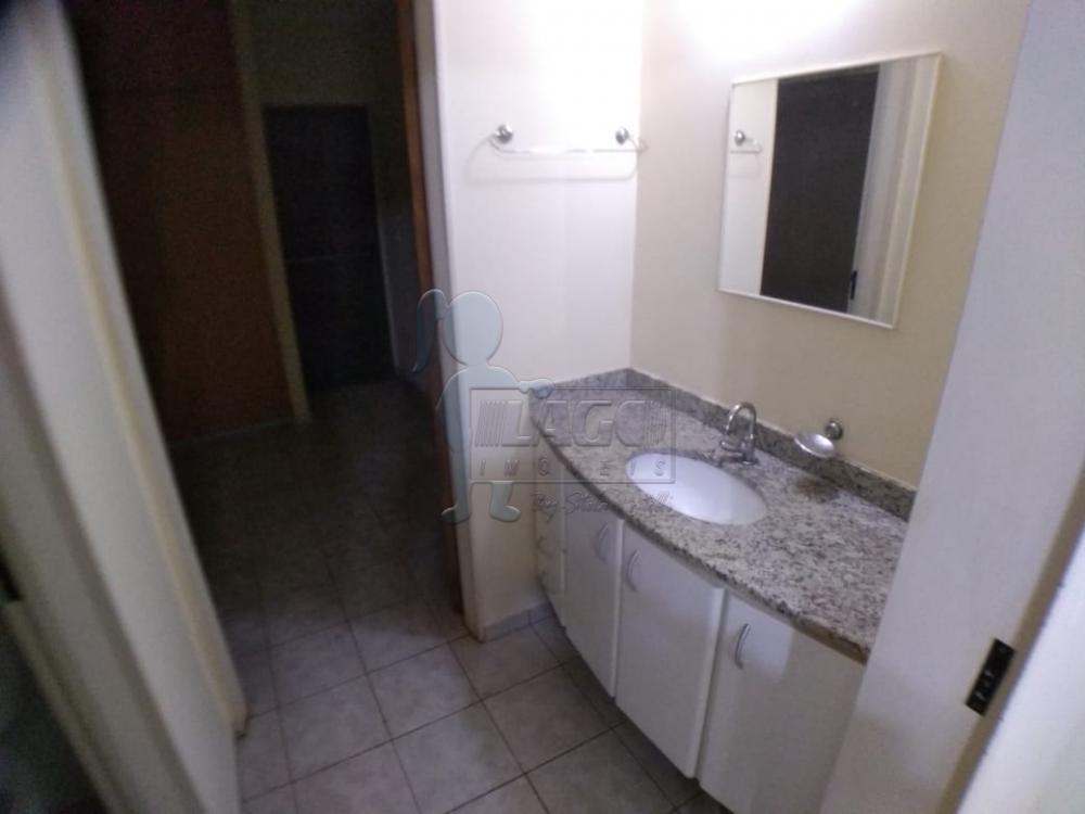 Alugar Apartamento / Padrão em Ribeirão Preto R$ 700,00 - Foto 3