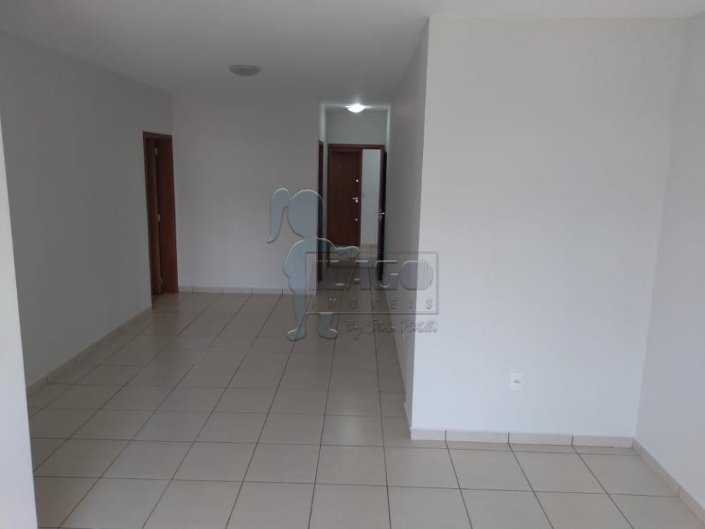 Alugar Apartamento / Padrão em Ribeirão Preto R$ 900,00 - Foto 3