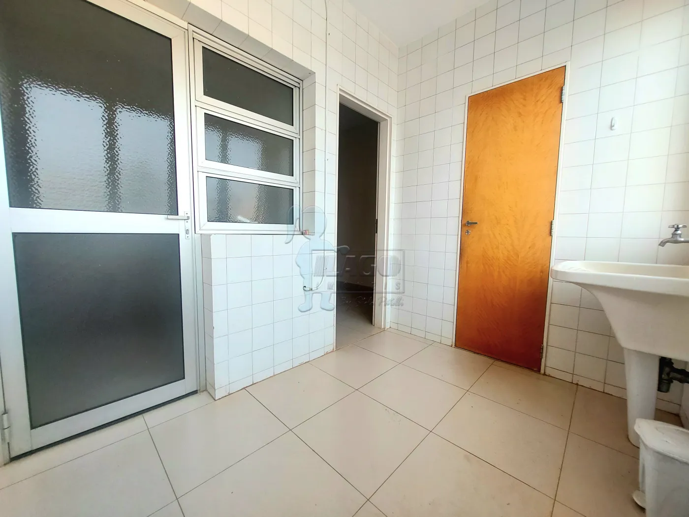 Alugar Apartamento / Padrão em Ribeirão Preto R$ 1.100,00 - Foto 14