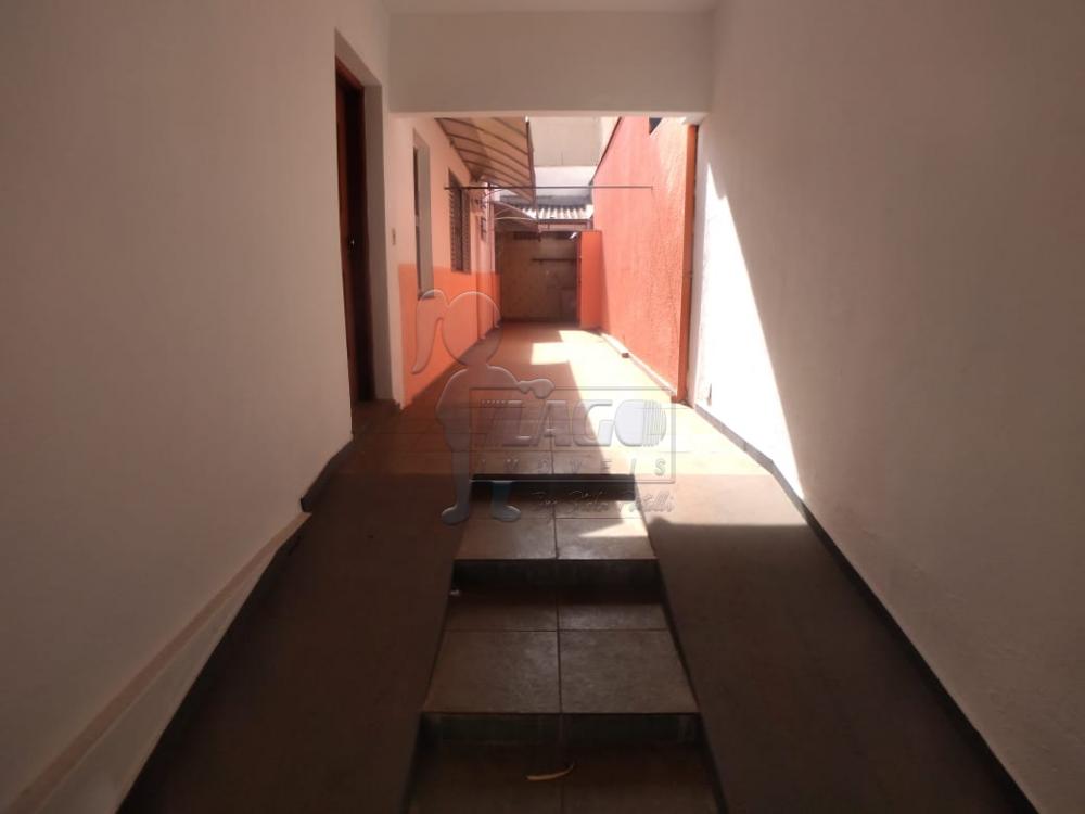 Alugar Casa / Padrão em Ribeirão Preto R$ 1.500,00 - Foto 12