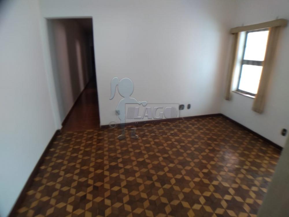 Alugar Casa / Padrão em Ribeirão Preto R$ 1.500,00 - Foto 3