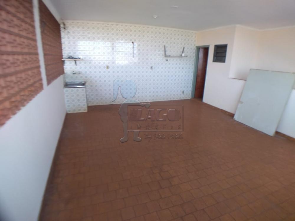 Alugar Casa / Padrão em Ribeirão Preto R$ 1.300,00 - Foto 12