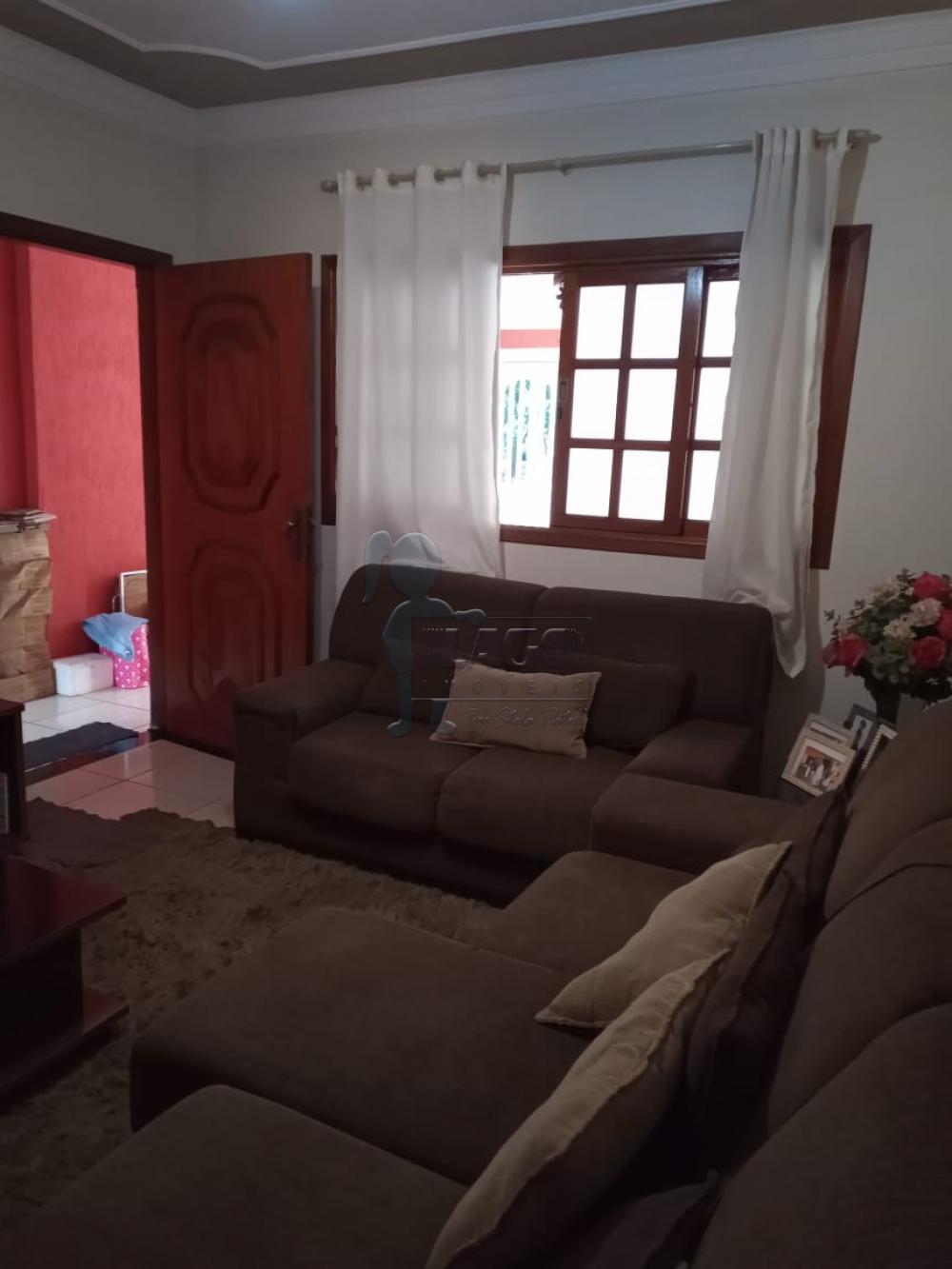 Alugar Casa / Padrão em Ribeirão Preto R$ 1.320,00 - Foto 2