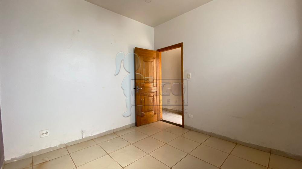 Alugar Casa / Padrão em Ribeirão Preto R$ 1.200,00 - Foto 5