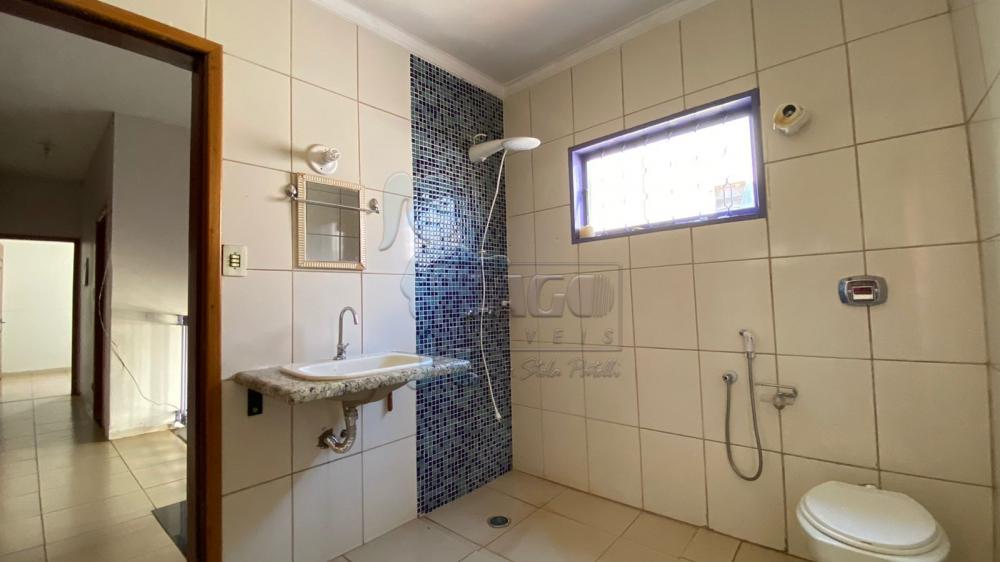 Alugar Casa / Padrão em Ribeirão Preto R$ 1.200,00 - Foto 15