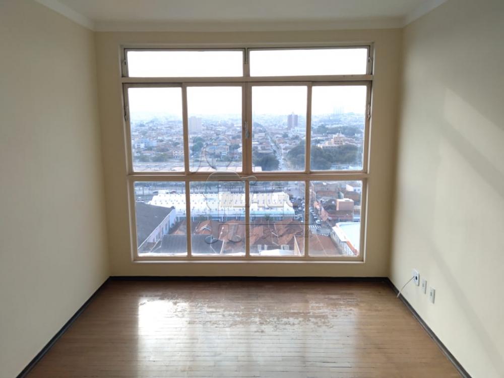 Alugar Apartamento / Padrão em Ribeirão Preto R$ 800,00 - Foto 1