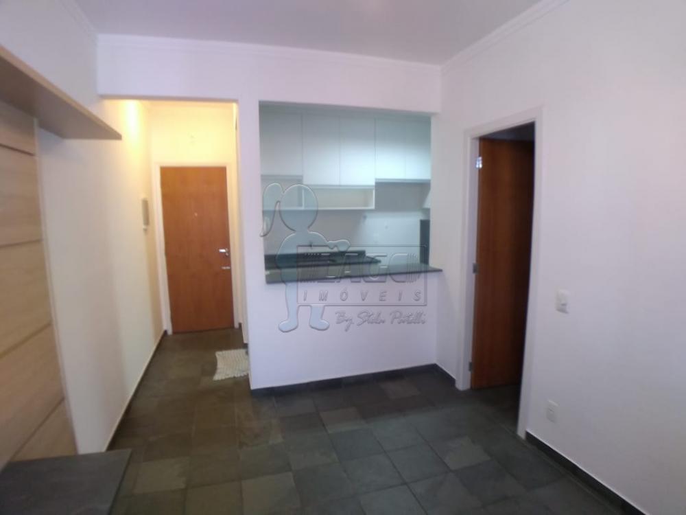 Alugar Apartamento / Padrão em Ribeirão Preto R$ 1.000,00 - Foto 1