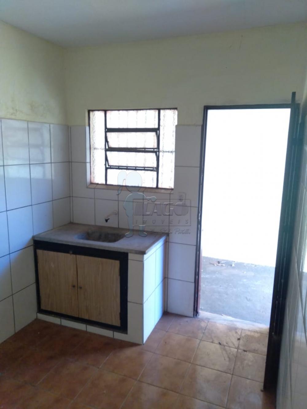 Alugar Casa / Padrão em Ribeirão Preto R$ 650,00 - Foto 6