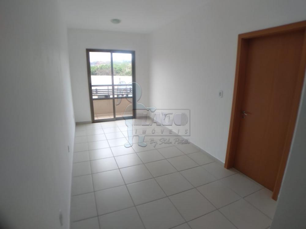 Alugar Apartamento / Padrão em Ribeirão Preto R$ 1.600,00 - Foto 2