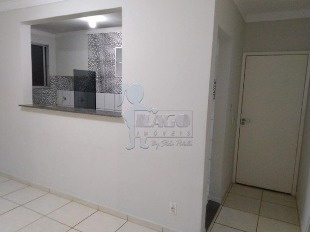 Alugar Apartamento / Padrão em Ribeirão Preto R$ 600,00 - Foto 2