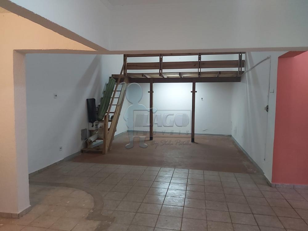 Alugar Casa / Padrão em Ribeirão Preto R$ 1.200,00 - Foto 1