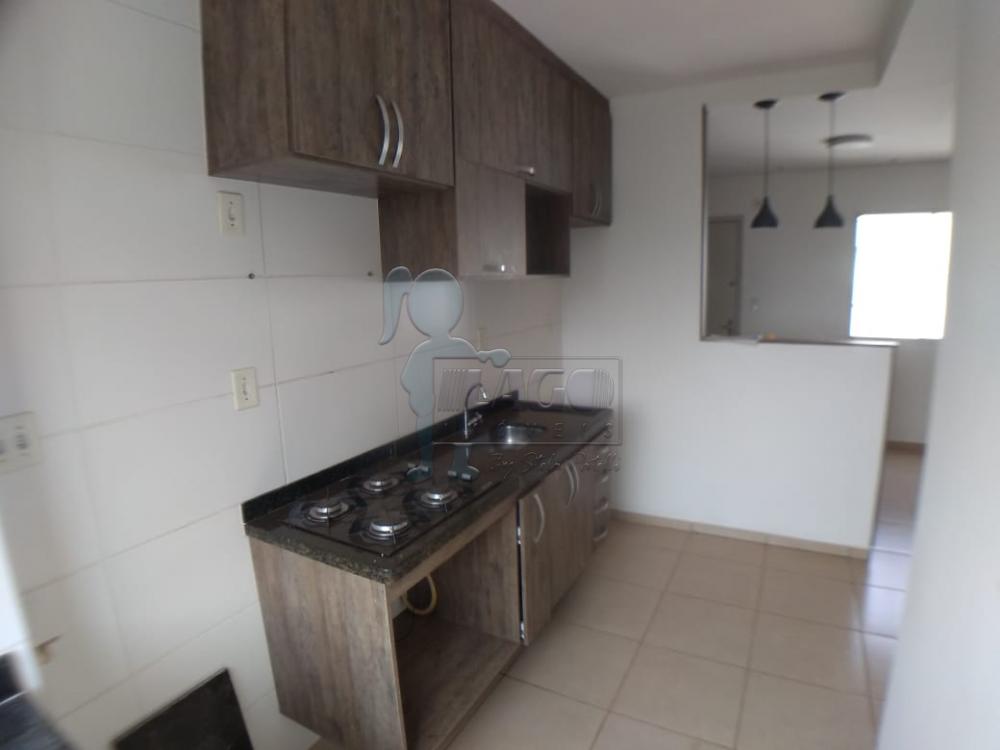 Alugar Apartamento / Padrão em Ribeirão Preto R$ 1.200,00 - Foto 4