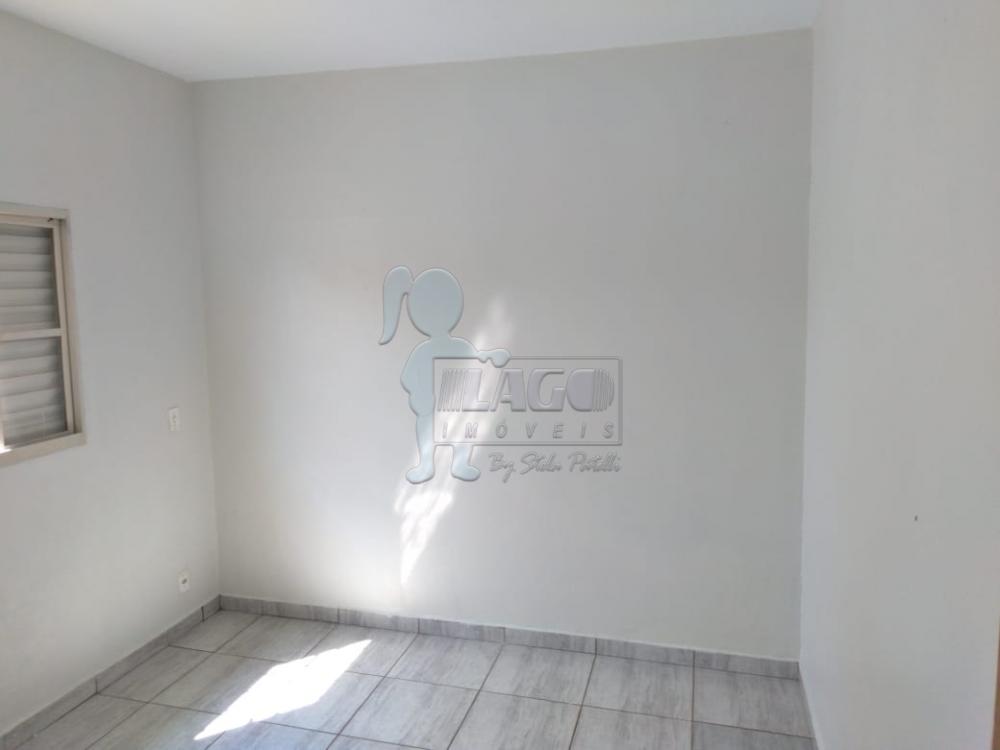 Alugar Casa / Padrão em Ribeirão Preto R$ 700,00 - Foto 3