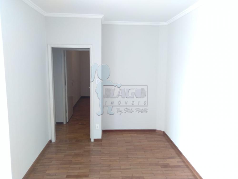 Alugar Apartamento / Padrão em Ribeirão Preto R$ 900,00 - Foto 2