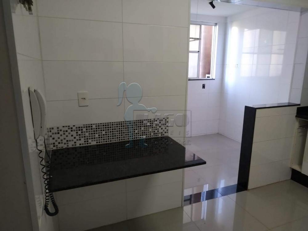 Alugar Apartamento / Padrão em Ribeirão Preto R$ 1.200,00 - Foto 5