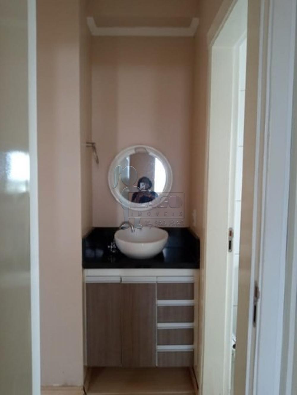 Alugar Apartamento / Padrão em Ribeirão Preto R$ 1.100,00 - Foto 8