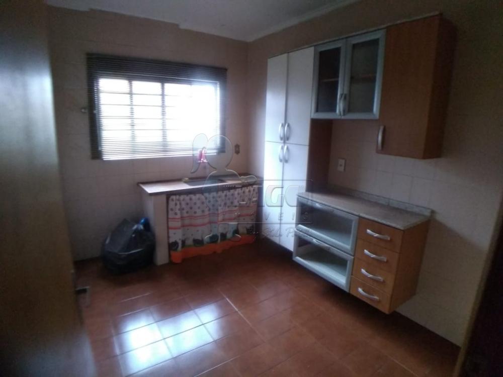 Alugar Apartamento / Padrão em Ribeirão Preto R$ 700,00 - Foto 3