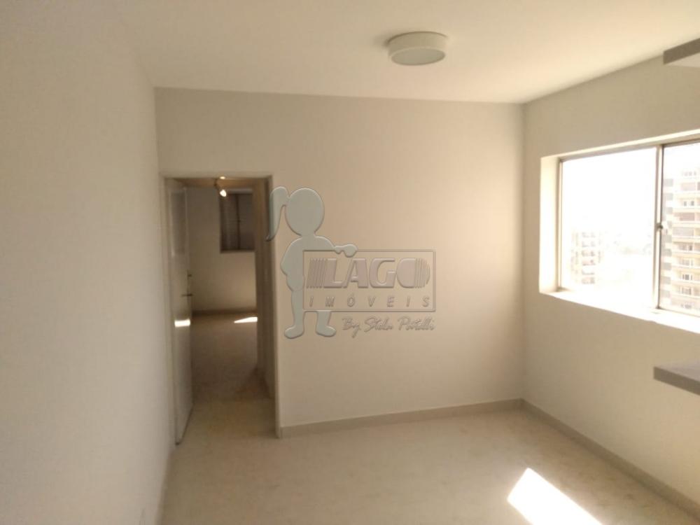 Alugar Apartamento / Padrão em Ribeirão Preto R$ 800,00 - Foto 1