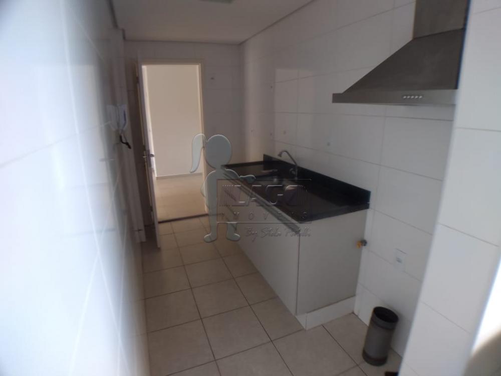 Alugar Apartamento / Padrão em Ribeirão Preto R$ 1.600,00 - Foto 4