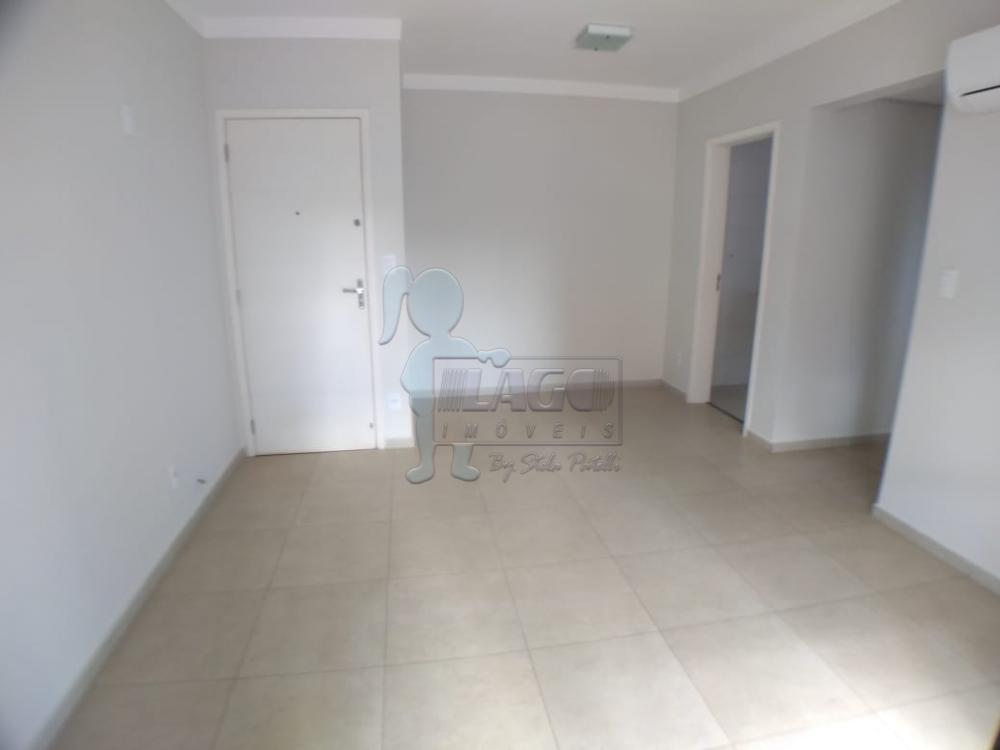 Alugar Apartamento / Padrão em Ribeirão Preto R$ 1.600,00 - Foto 1