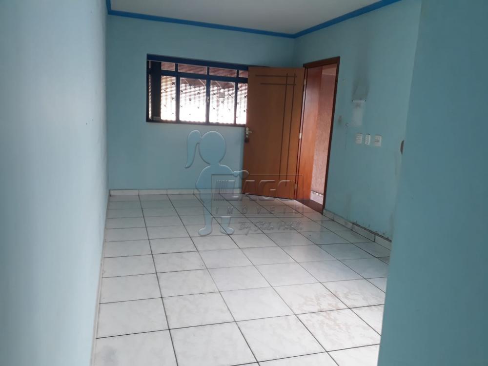 Alugar Casa / Padrão em Ribeirão Preto R$ 950,00 - Foto 1