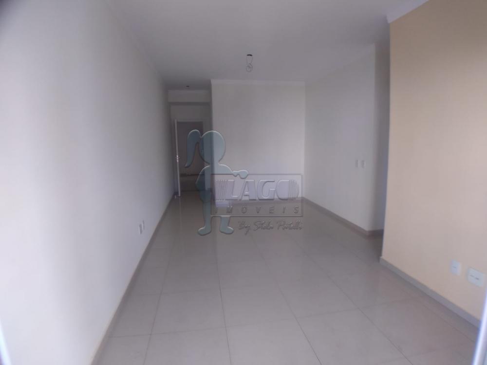 Alugar Apartamento / Padrão em Ribeirão Preto R$ 1.700,00 - Foto 1