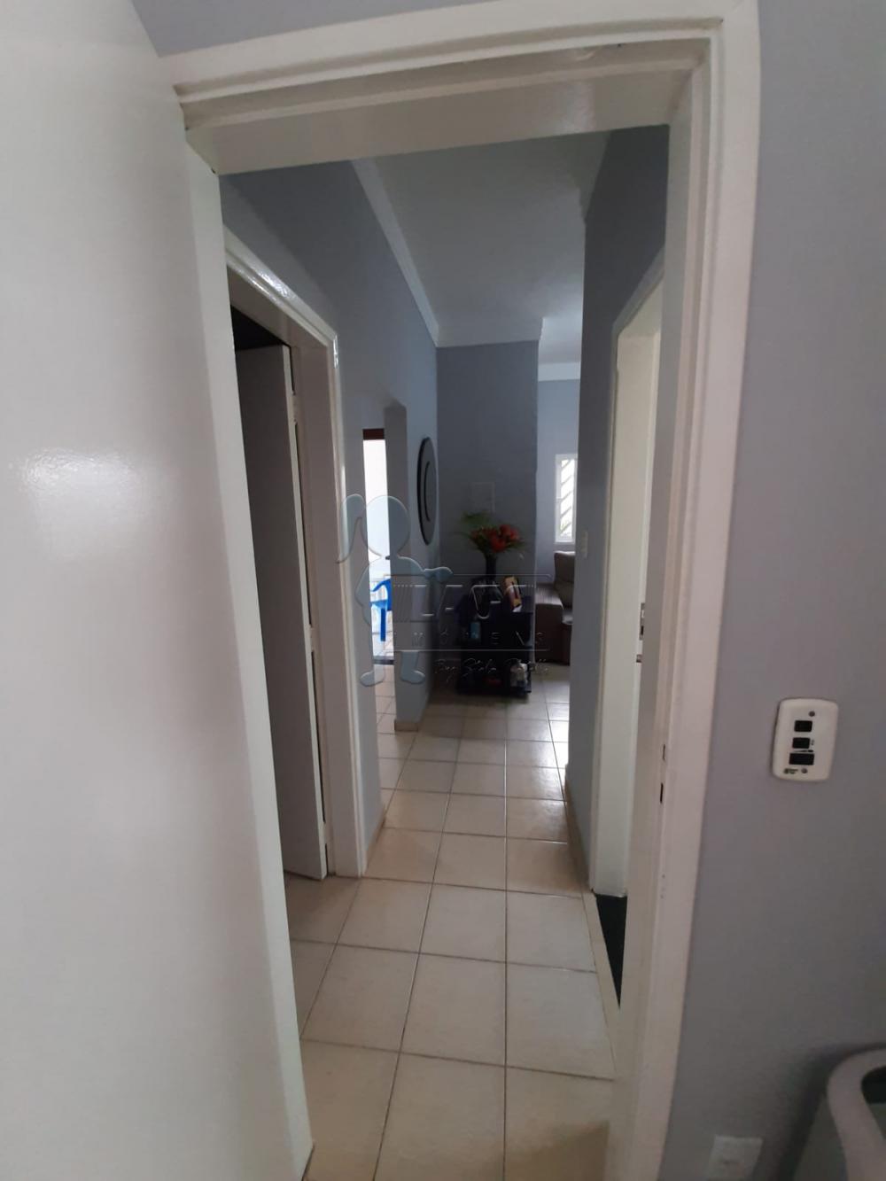 Alugar Casa / Padrão em Ribeirão Preto R$ 1.500,00 - Foto 8