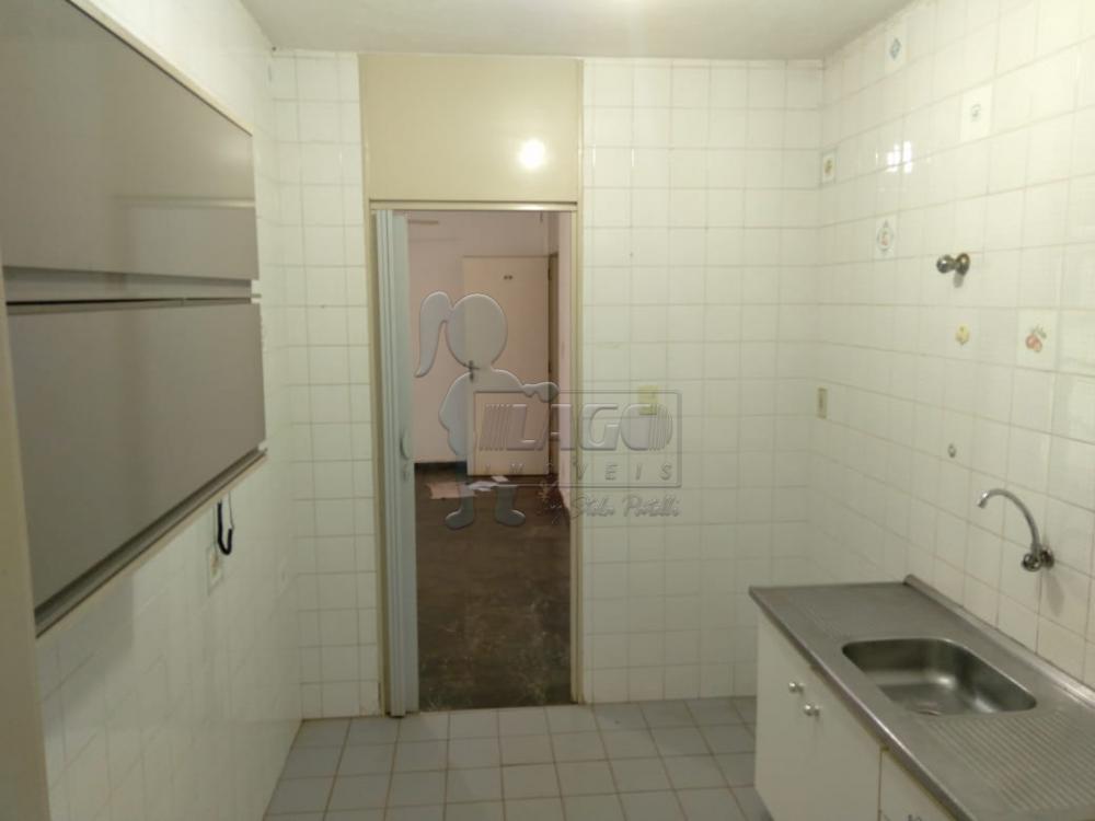 Alugar Apartamento / Padrão em Ribeirão Preto R$ 949,09 - Foto 3