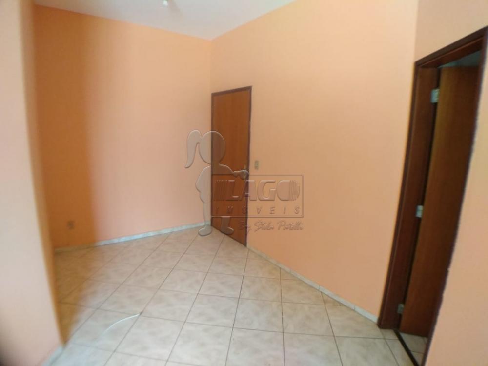 Alugar Apartamento / Padrão em Ribeirão Preto R$ 600,00 - Foto 1