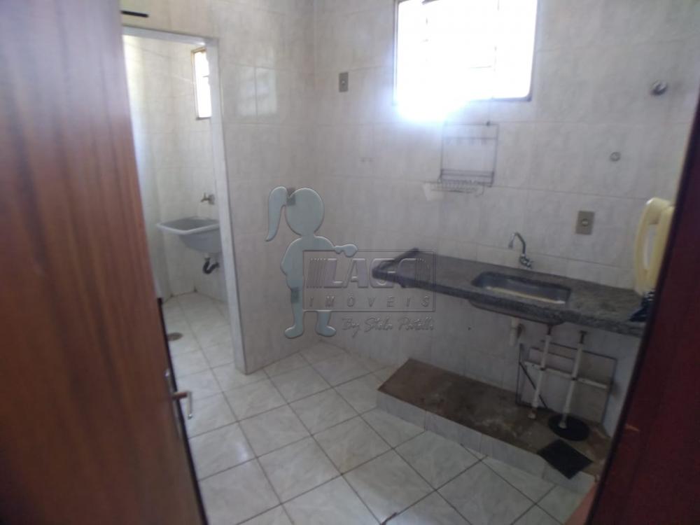 Alugar Apartamento / Padrão em Ribeirão Preto R$ 600,00 - Foto 3