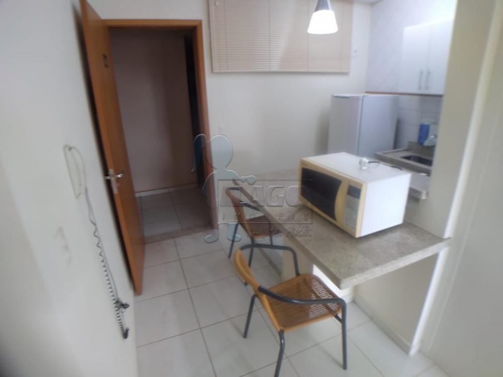 Alugar Apartamento / Padrão em Ribeirão Preto R$ 1.600,00 - Foto 6