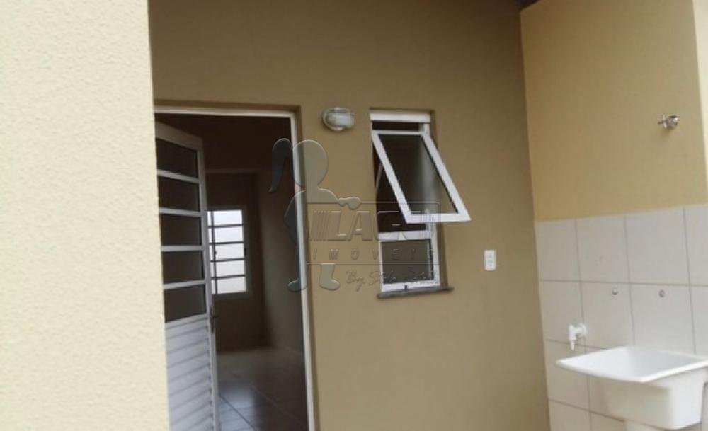 Alugar Casa / Padrão em Ribeirão Preto R$ 1.200,00 - Foto 4