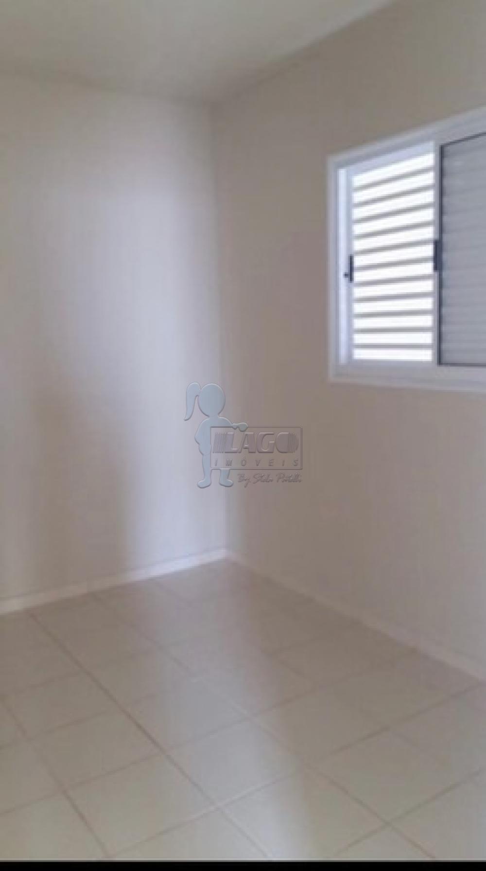 Alugar Casa / Padrão em Ribeirão Preto R$ 1.200,00 - Foto 2