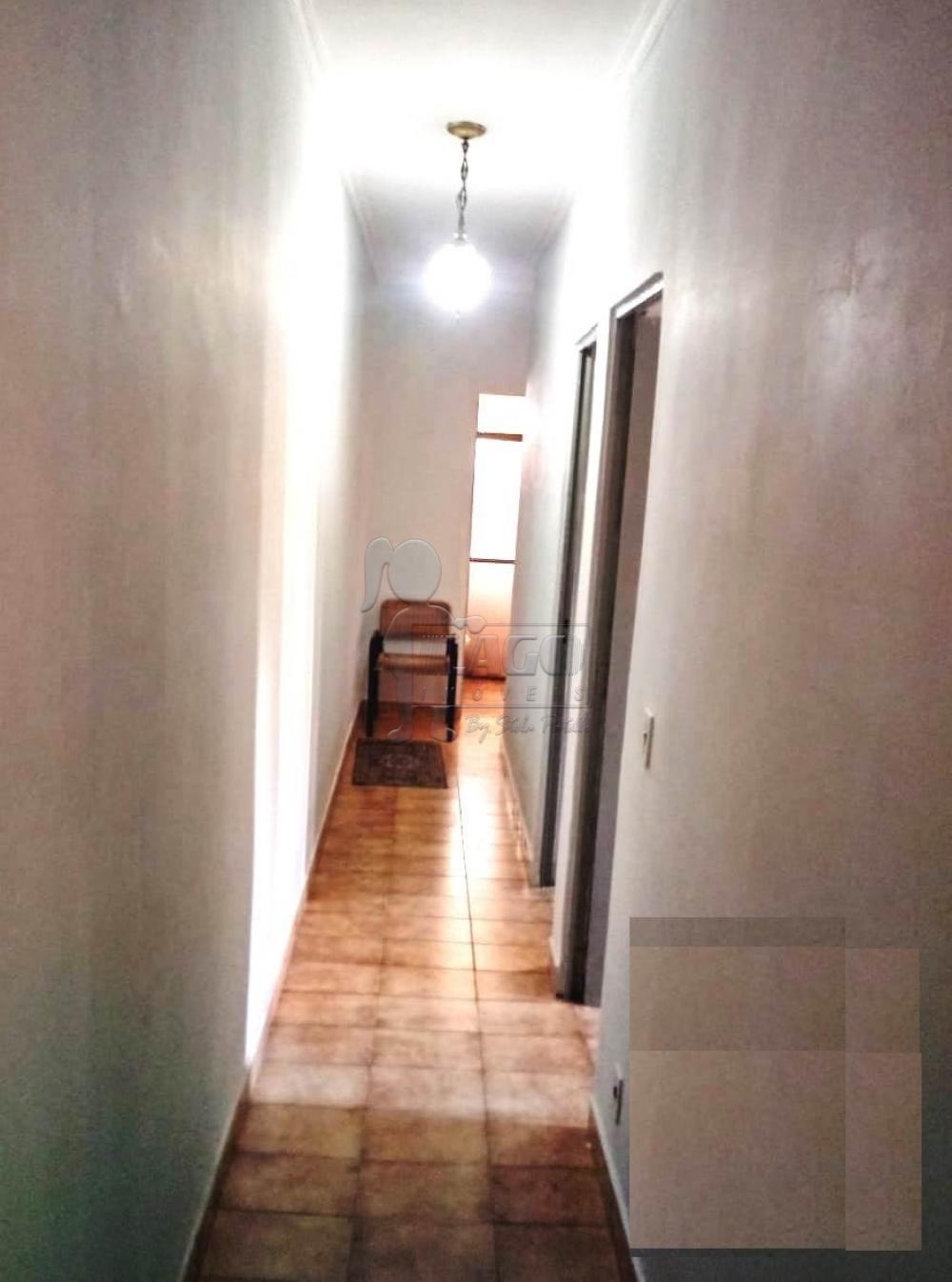 Comprar Apartamentos / Padrão em Ribeirão Preto R$ 140.000,00 - Foto 4