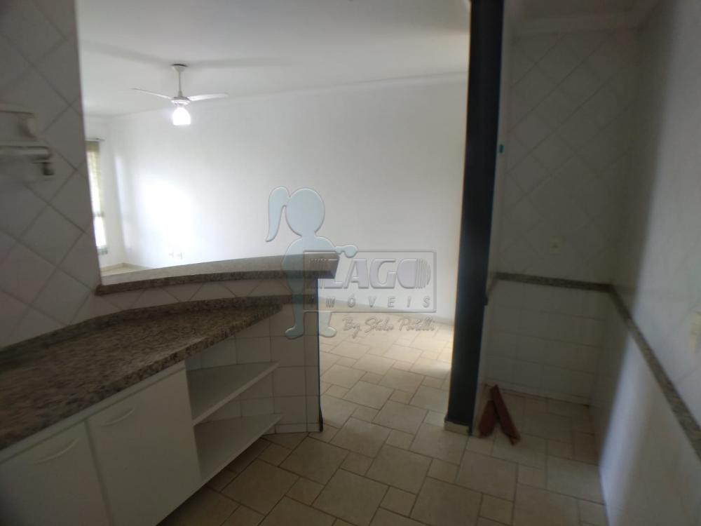 Alugar Apartamento / Padrão em Ribeirão Preto R$ 780,00 - Foto 6