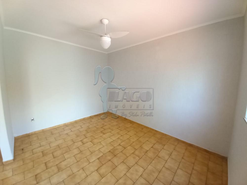 Alugar Casa / Padrão em Ribeirão Preto R$ 2.200,00 - Foto 3