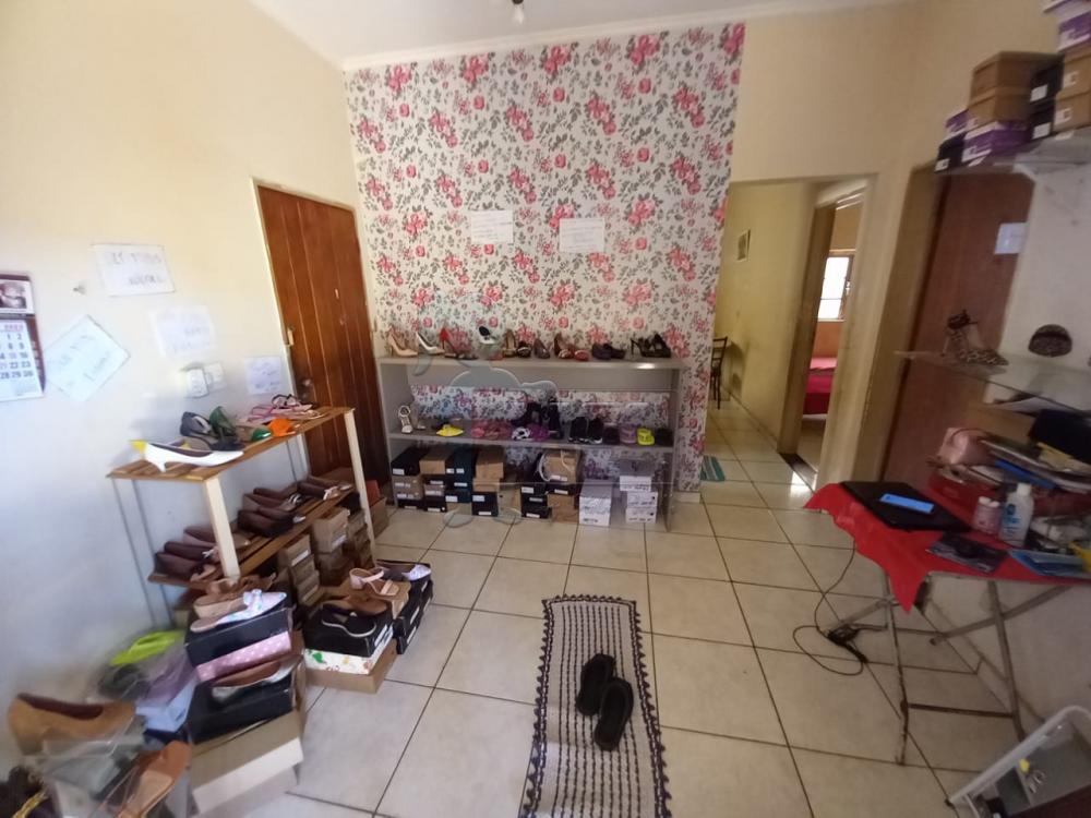 Alugar Casa / Padrão em Ribeirão Preto R$ 600,00 - Foto 3