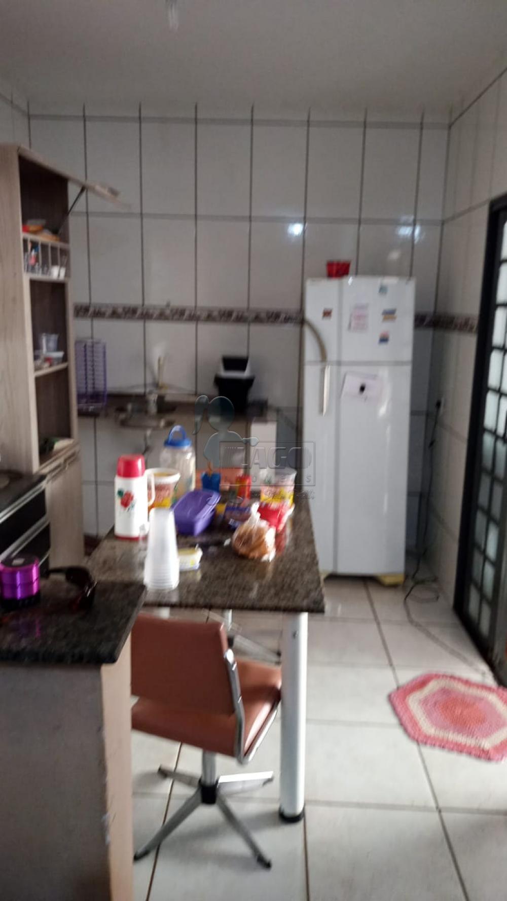 Alugar Casa / Padrão em Ribeirão Preto R$ 600,00 - Foto 12