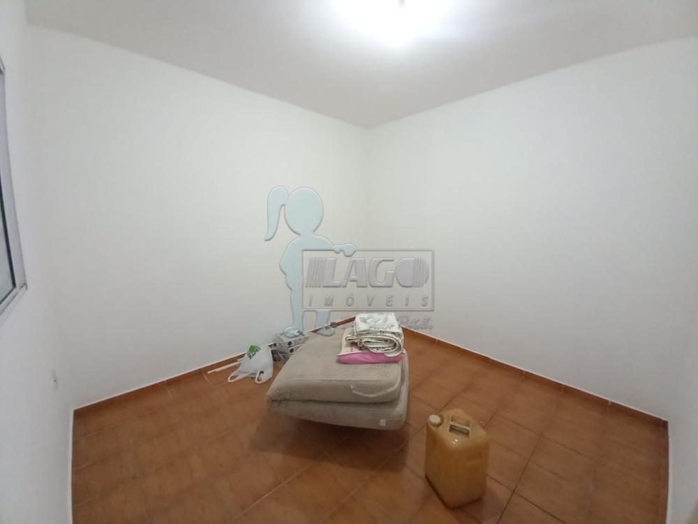 Alugar Casas / Padrão em Ribeirão Preto R$ 550,00 - Foto 5