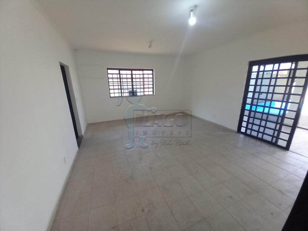 Alugar Casa / Padrão em Ribeirão Preto R$ 3.000,00 - Foto 3