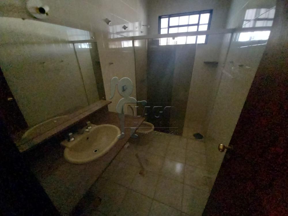 Alugar Casa / Padrão em Ribeirão Preto R$ 3.000,00 - Foto 4