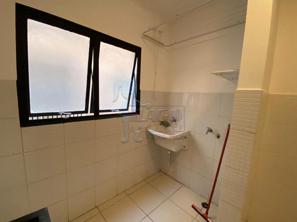 Alugar Apartamento / Padrão em Ribeirão Preto R$ 885,00 - Foto 4