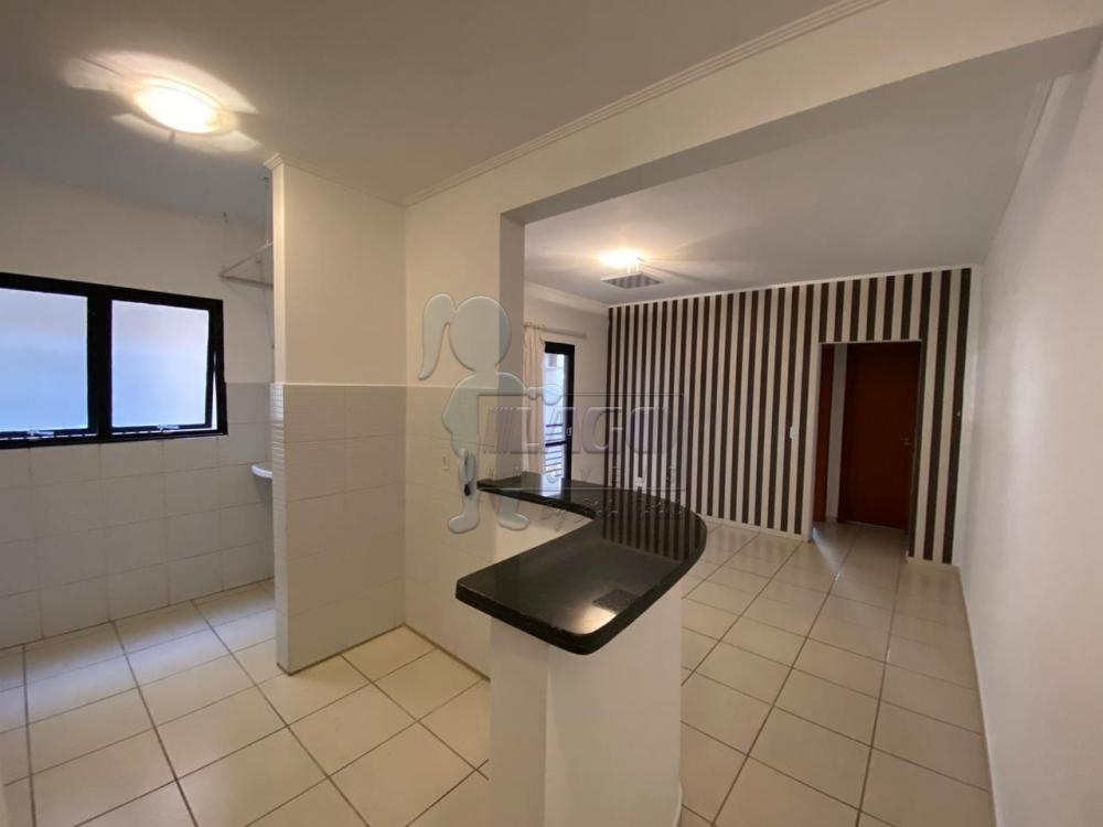 Alugar Apartamento / Padrão em Ribeirão Preto R$ 885,00 - Foto 5