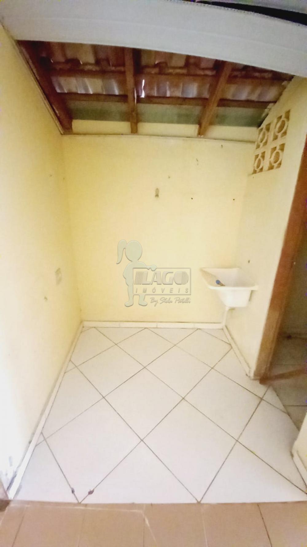 Alugar Casa / Padrão em Ribeirão Preto R$ 1.600,00 - Foto 11