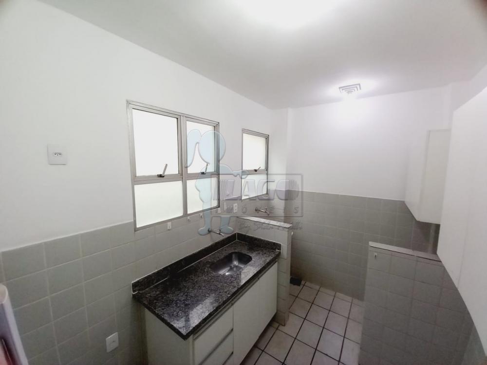 Alugar Apartamento / Padrão em Ribeirão Preto R$ 800,00 - Foto 3