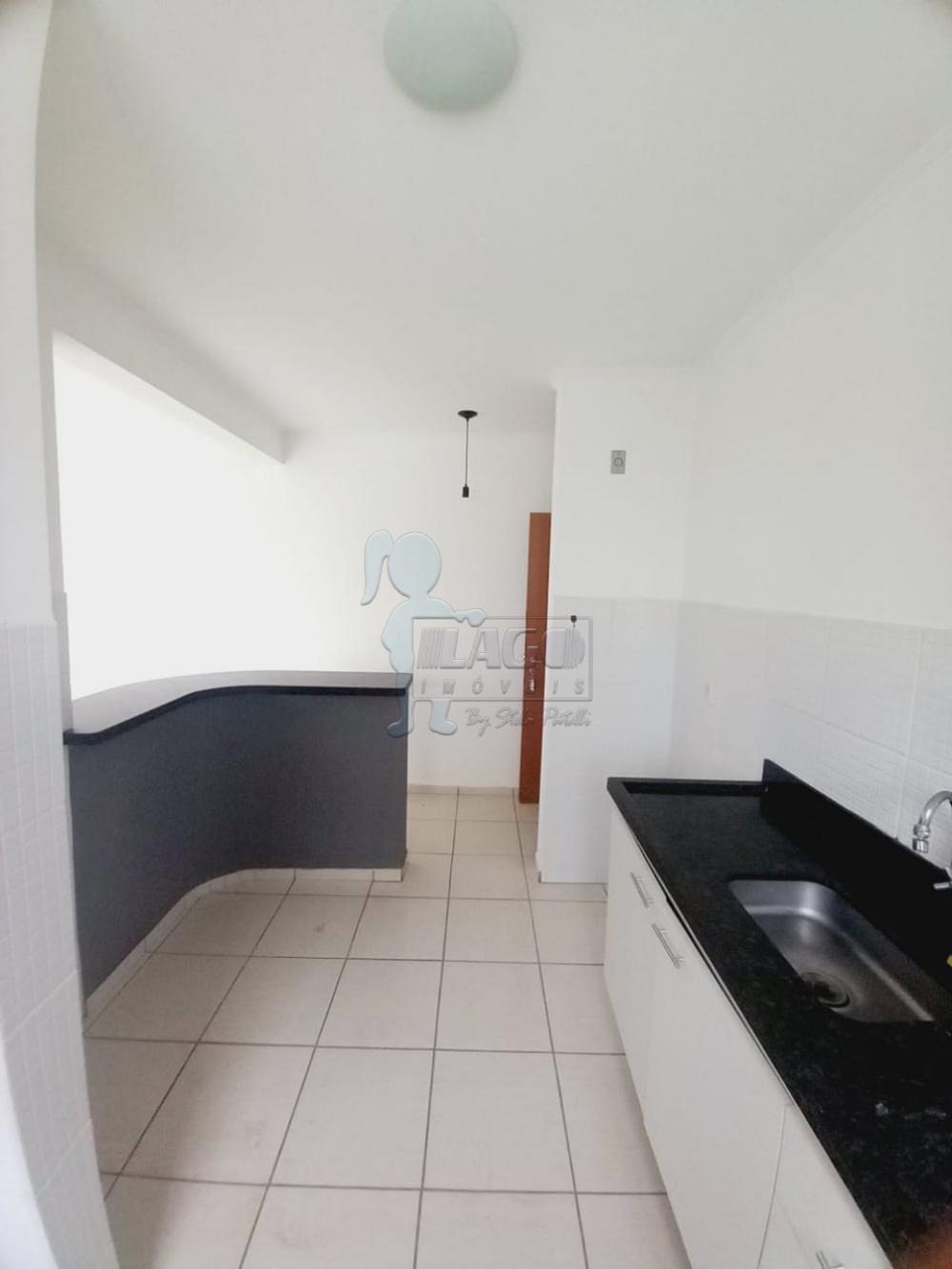 Alugar Apartamento / Padrão em Ribeirão Preto R$ 930,00 - Foto 2