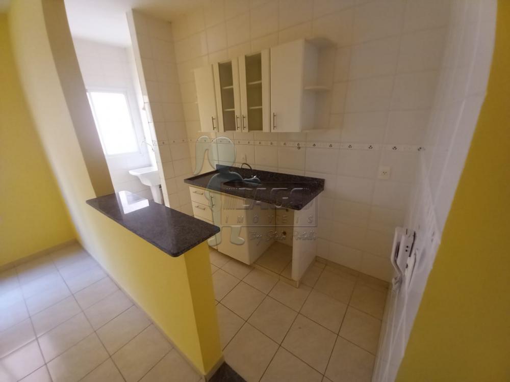 Alugar Apartamentos / Padrão em Ribeirão Preto R$ 950,00 - Foto 3