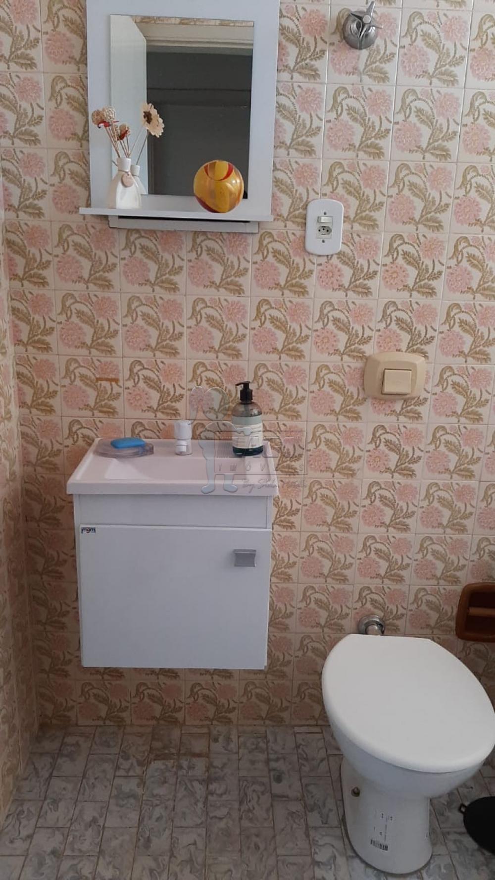 Alugar Apartamento / Padrão em Ribeirão Preto R$ 800,00 - Foto 5